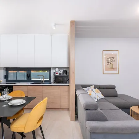 Golden Olive With Shared Pool Apartmán Novigrad Istria