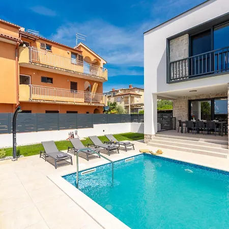 Apartamento Golden Olive With Shared Pool *