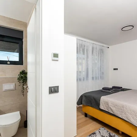 Golden Olive With Shared Pool Apartamento Novigrad Istria