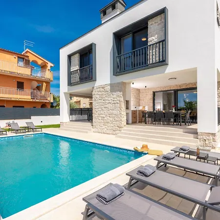 Apartamento Golden Olive With Shared Pool